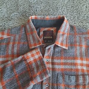 Prana Breathe Mens Medium Orange Brown Button Up Outdoors Flannel Shirt